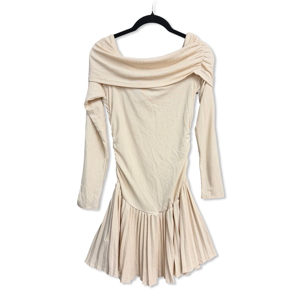 Lioness Field Of Dreams Mini dress Oatmeal Off-Shoulder Cream knit Revolve M - Picture 4 of 6